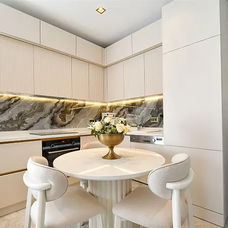 0023 Legend Luxury 1-bedroom In Premium Complex,100m From The Sea *